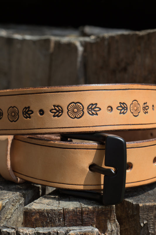 Women's floral belt